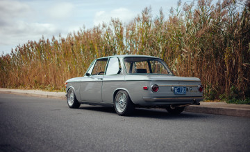 BMW 2002 Wallpapers