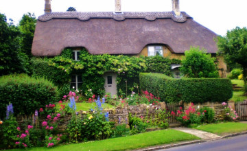 Country Cottage Wallpapers