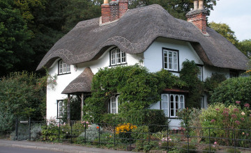 English Country Cottage Wallpaper