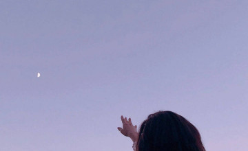 Girl Aesthetic Wallpapers