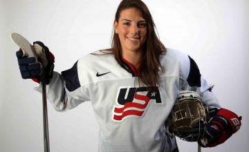 Hilary Knight Wallpapers