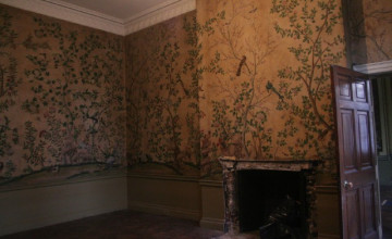 Images of Wallpapered Rooms