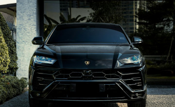 Lamborghini Urus Black Wallpapers