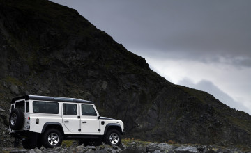 Land Rover Defender Wallpapers
