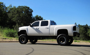 Lifted Chevy Truck Wallpaper