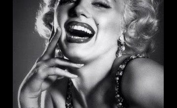 Marilyn Monroe Live