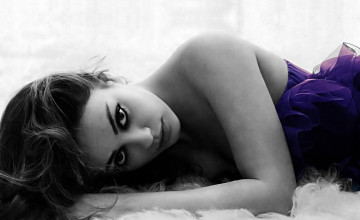 Mila Kunis Backgrounds