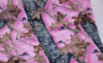 Mossy Oak Pink Camouflage Wallpaper