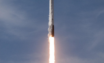SpaceX Falcon 9 Rocket Dragon