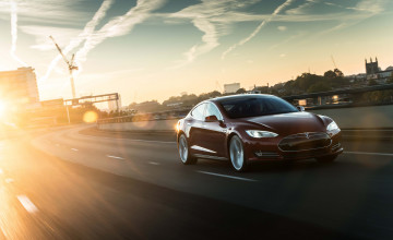 Tesla 4K Wallpaper