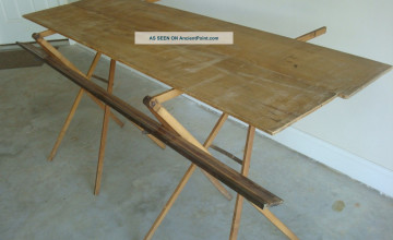 Wallpaper Hangers Table